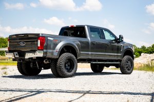 Ford F-350 Super Duty Suspension Lift Kit - Rough Country - V2 - '17-'22 Ford F-350 Super Duty Suspension Lift Kit - Rough Country - V2 - '17-'22